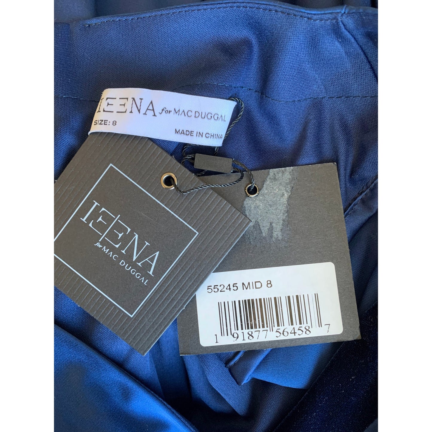 Mac Duggal Ieena Gown in Midnight Size 8 Plunge Neck Long Sleeve Side Slit Lined