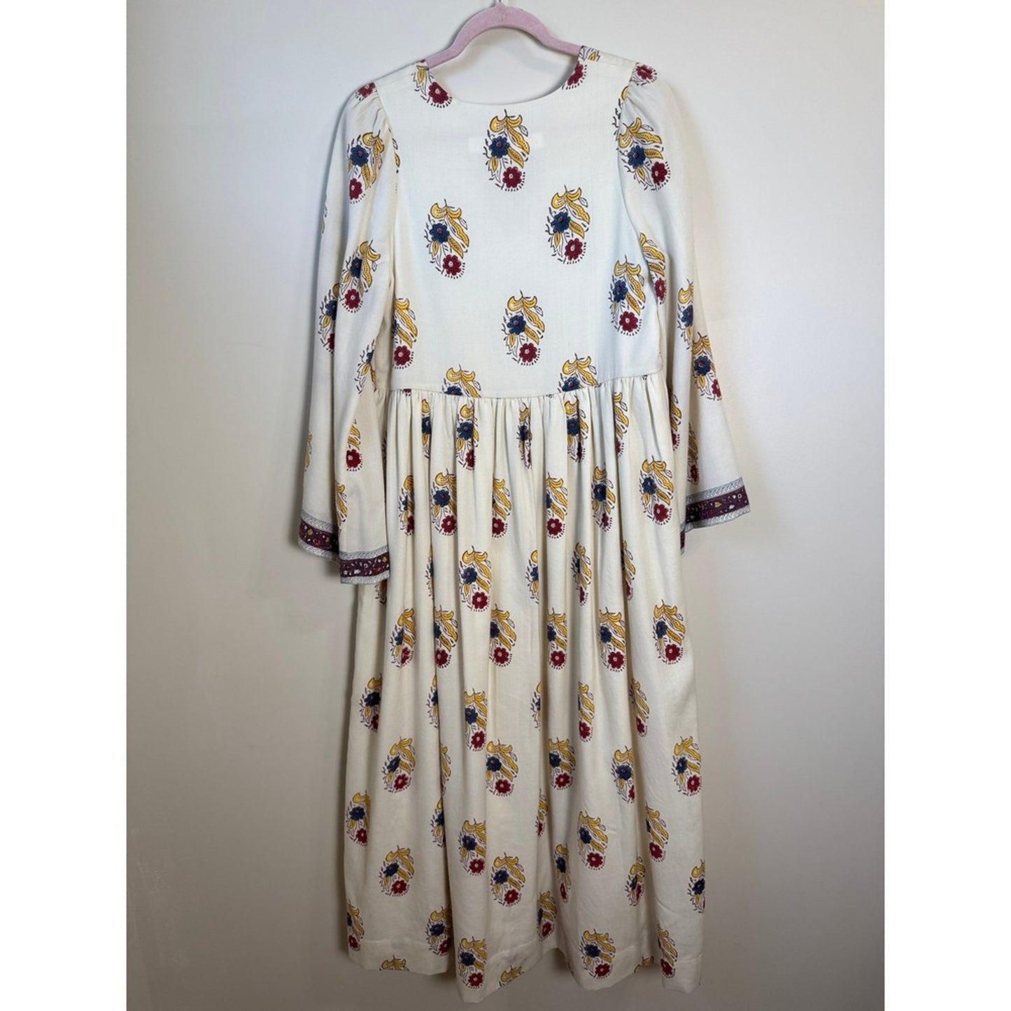 ALIX OF BOHEMIA Cream Floral Print Long Sleeve Maxi Dress Size M
