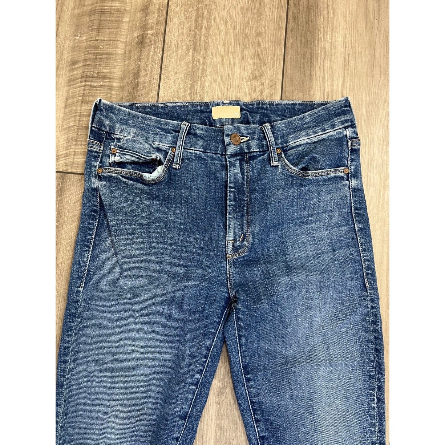 Mother The Looker Ankle Fray Jeans in Blue Size 26 Denim Zip Fly Fringe Classic