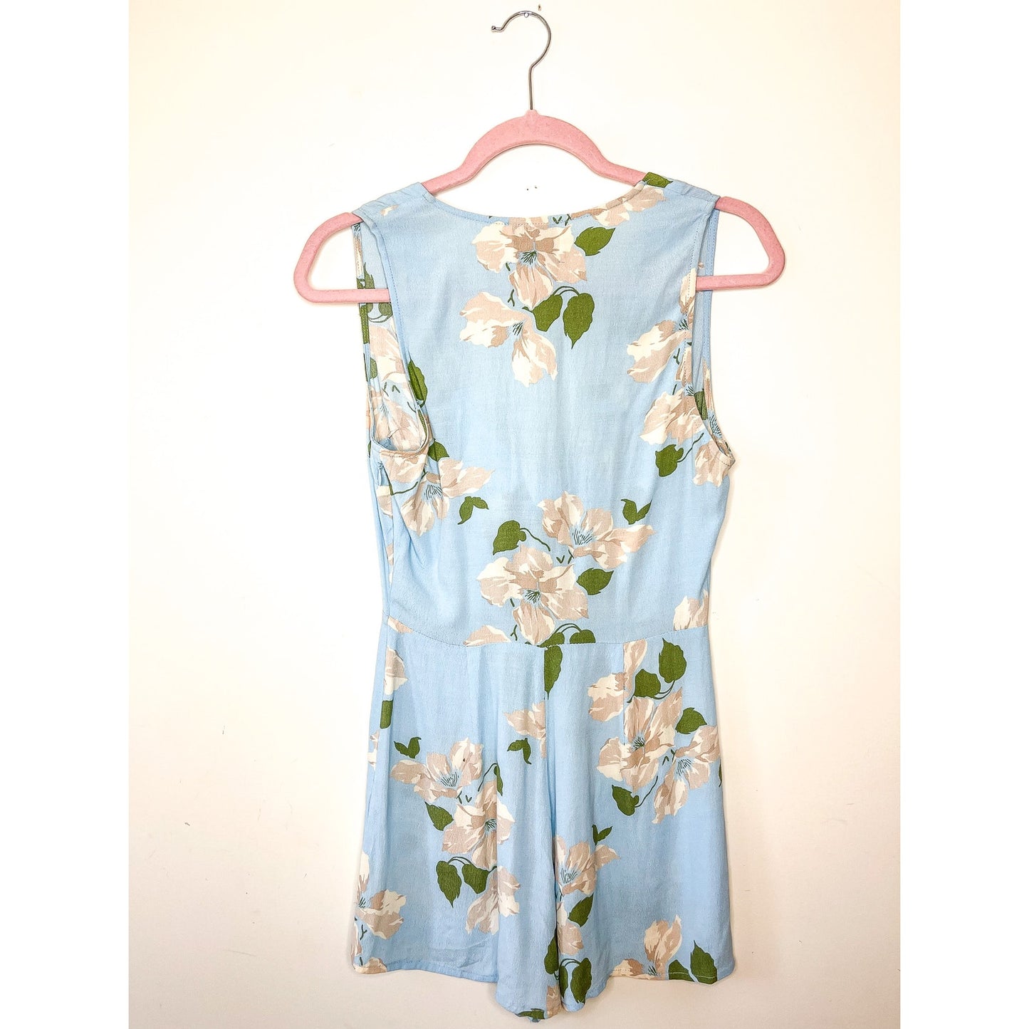 Privacy Please Floral Rivington Romper in Light Blue Floral Size XS