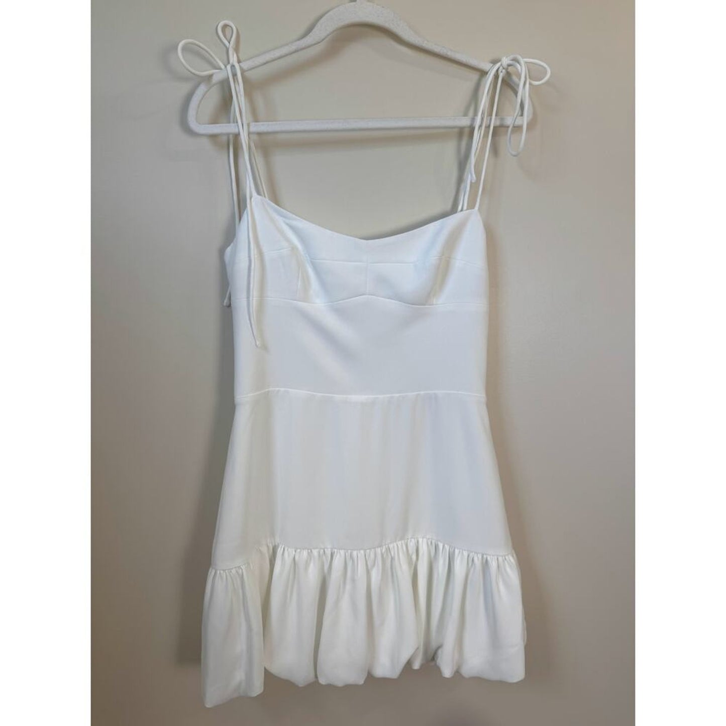 NEW NWT Amanda Uprichard Ivy Bubble Skirt Mini Dress White Size Medium‎