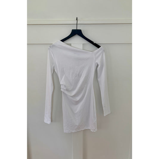 Zara Mini Dress in White Large Bodycon Asymmetrical Off Shoulder Party Cocktail
