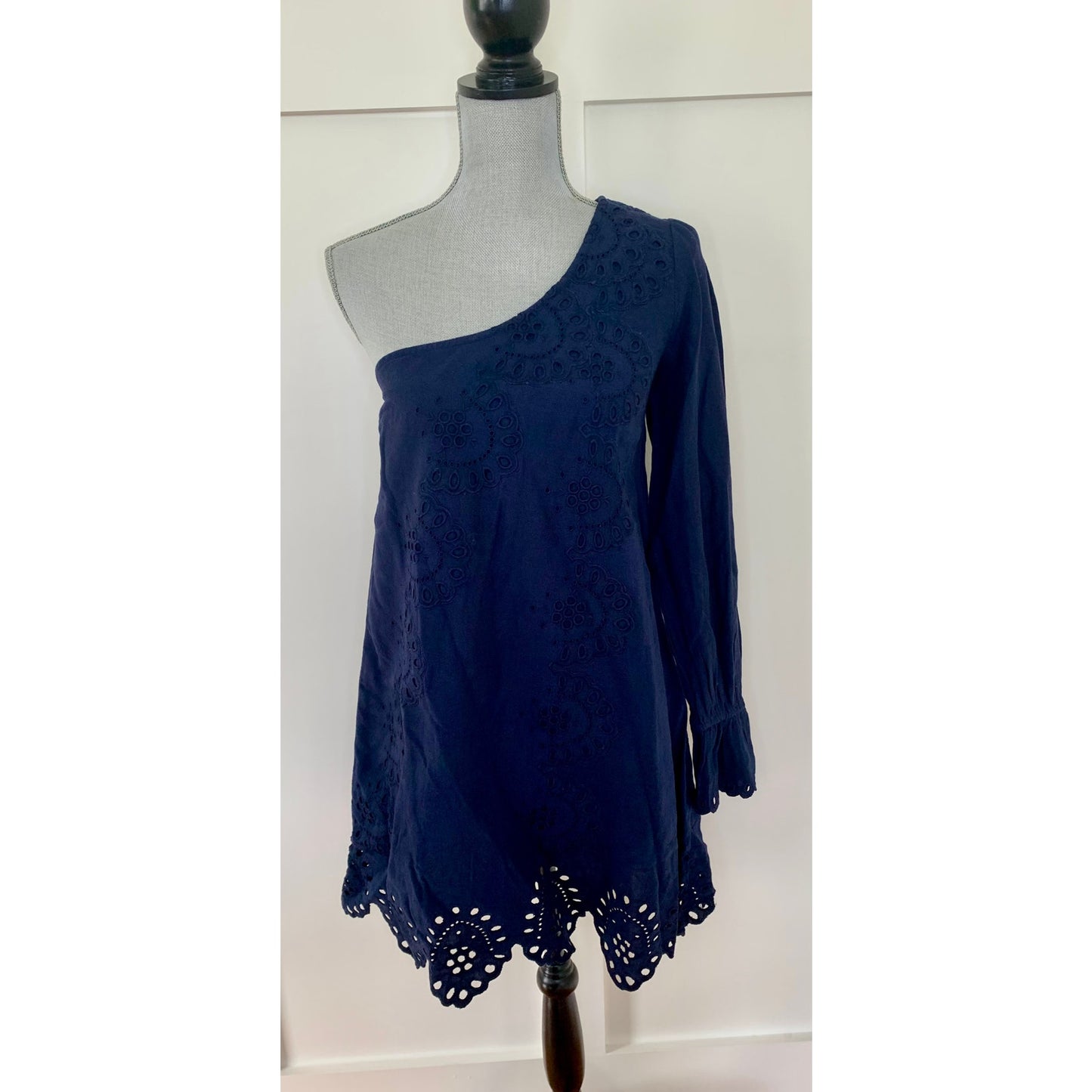 Hill House The Mila Mini Dress in Navy Blue Small One Shoulder Eyelet Linen