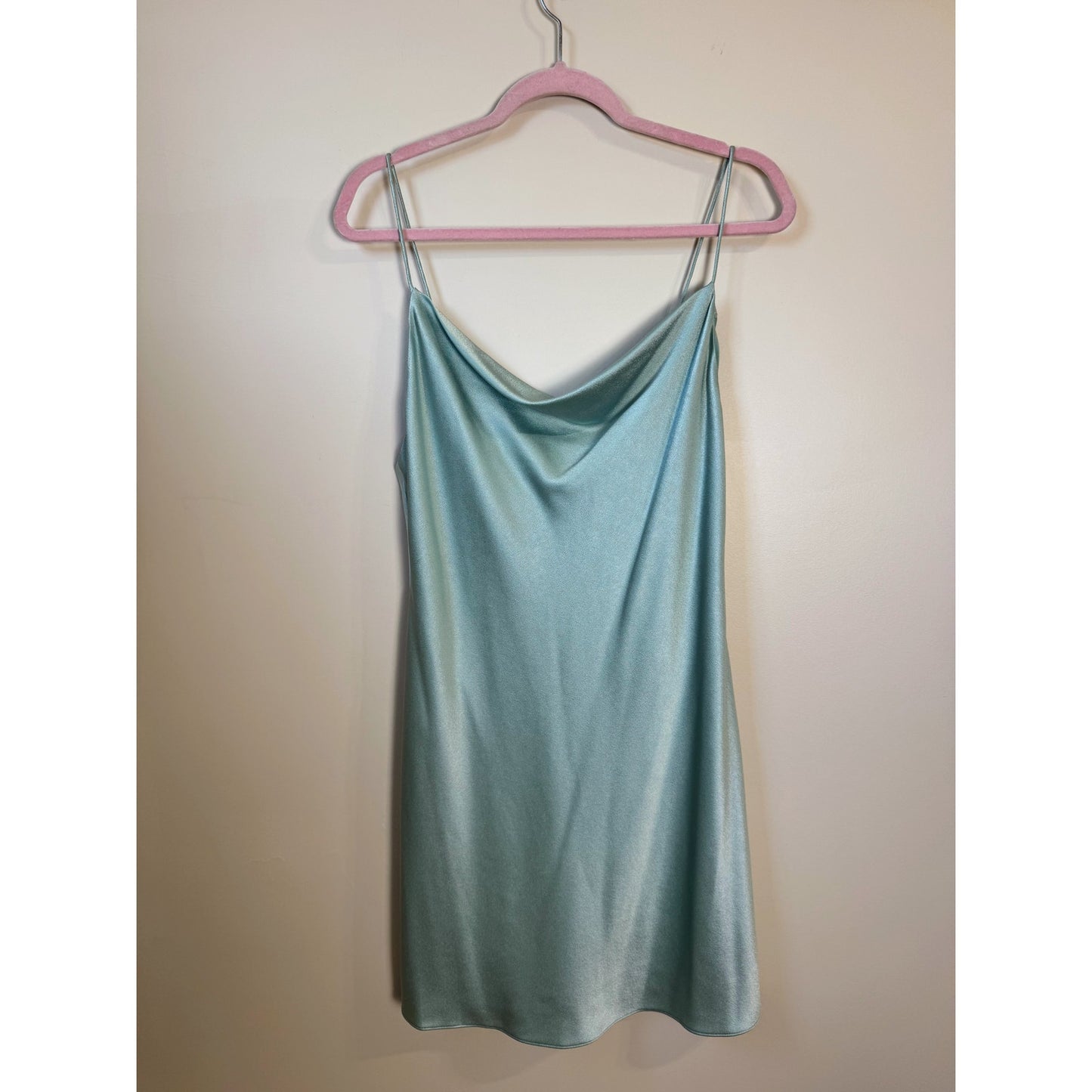 NEW NWT Alice + Olivia Satin Mini Dress in Breeze Size 10