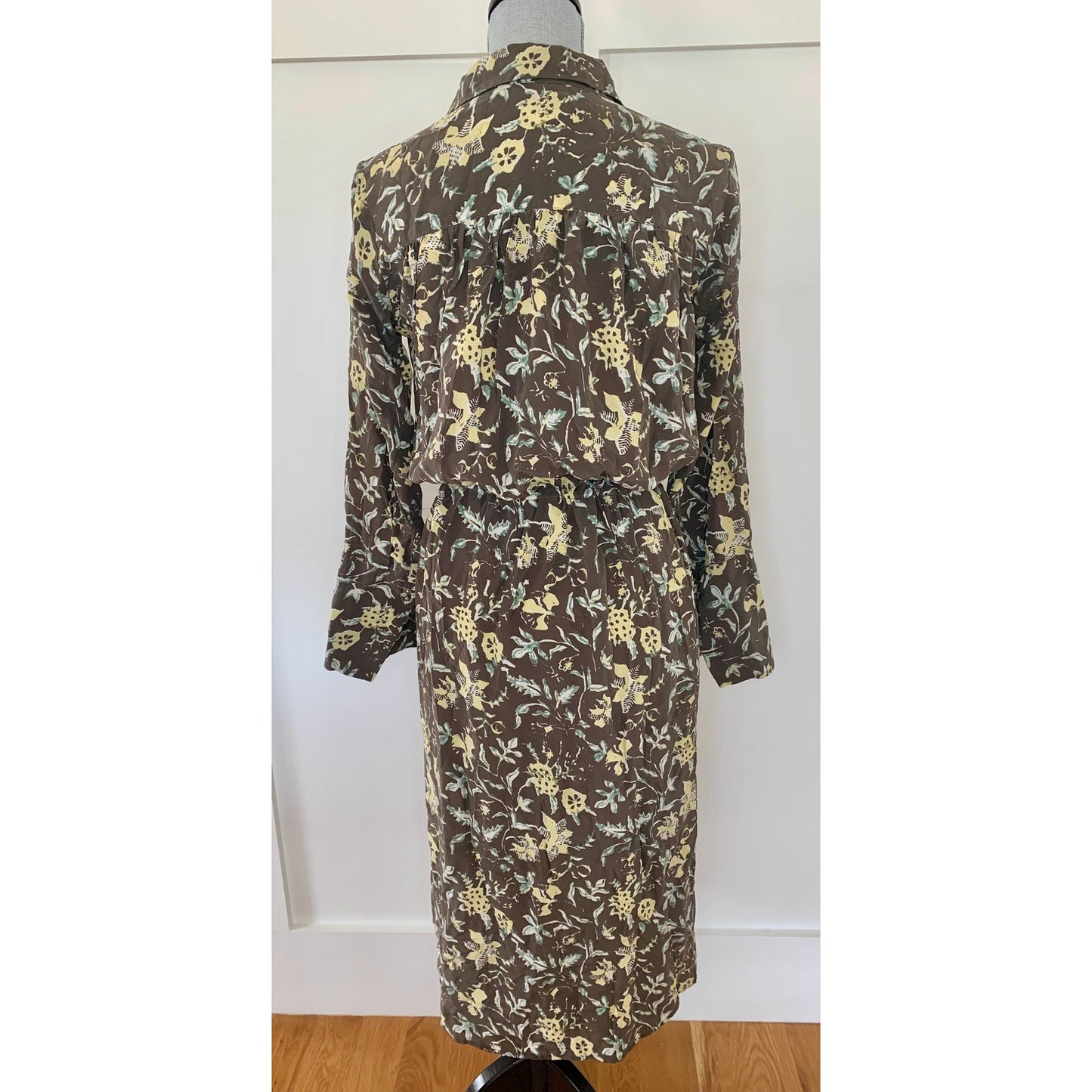 Club Monaco Midi Shirtdress in Brown Floral Medium Long Sleeve Button Front Silk