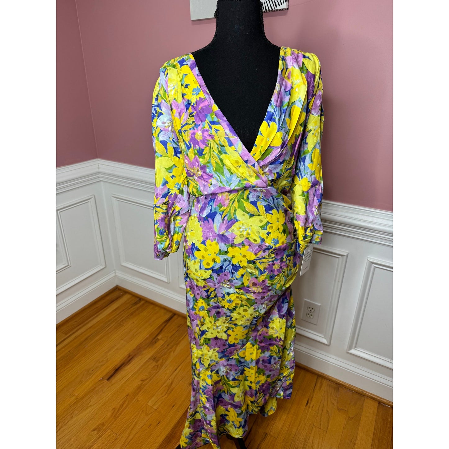 For Love & Lemons Cassia Midi Dress in Lemon Floral Size 1X 3/4 Sleeve V-Neck