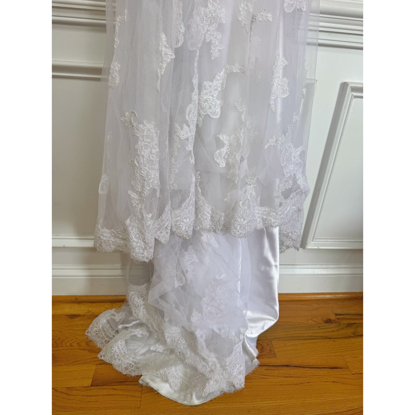 Maggie Sottero Bronwyn Wedding Gown Lace Size 12
