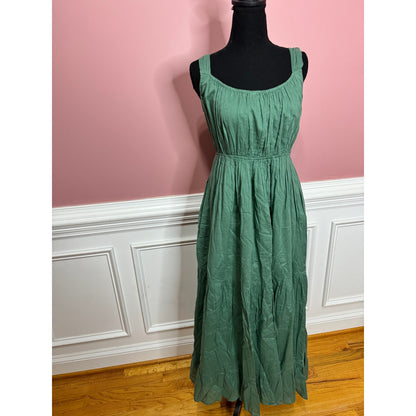 Alice + Olivia By Stacey Bendet Tiered Midi Dress in Green Size 12 Sleeveless