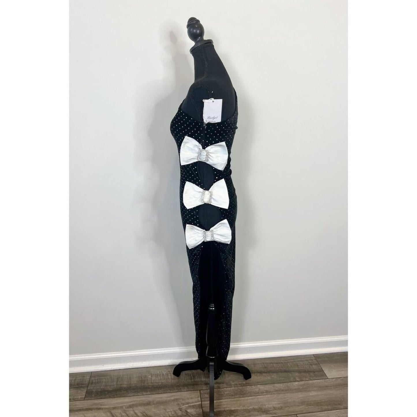 Majorelle x‎ Bridget Julia Bow Gown in Black/White Small One Shoulder Velvet