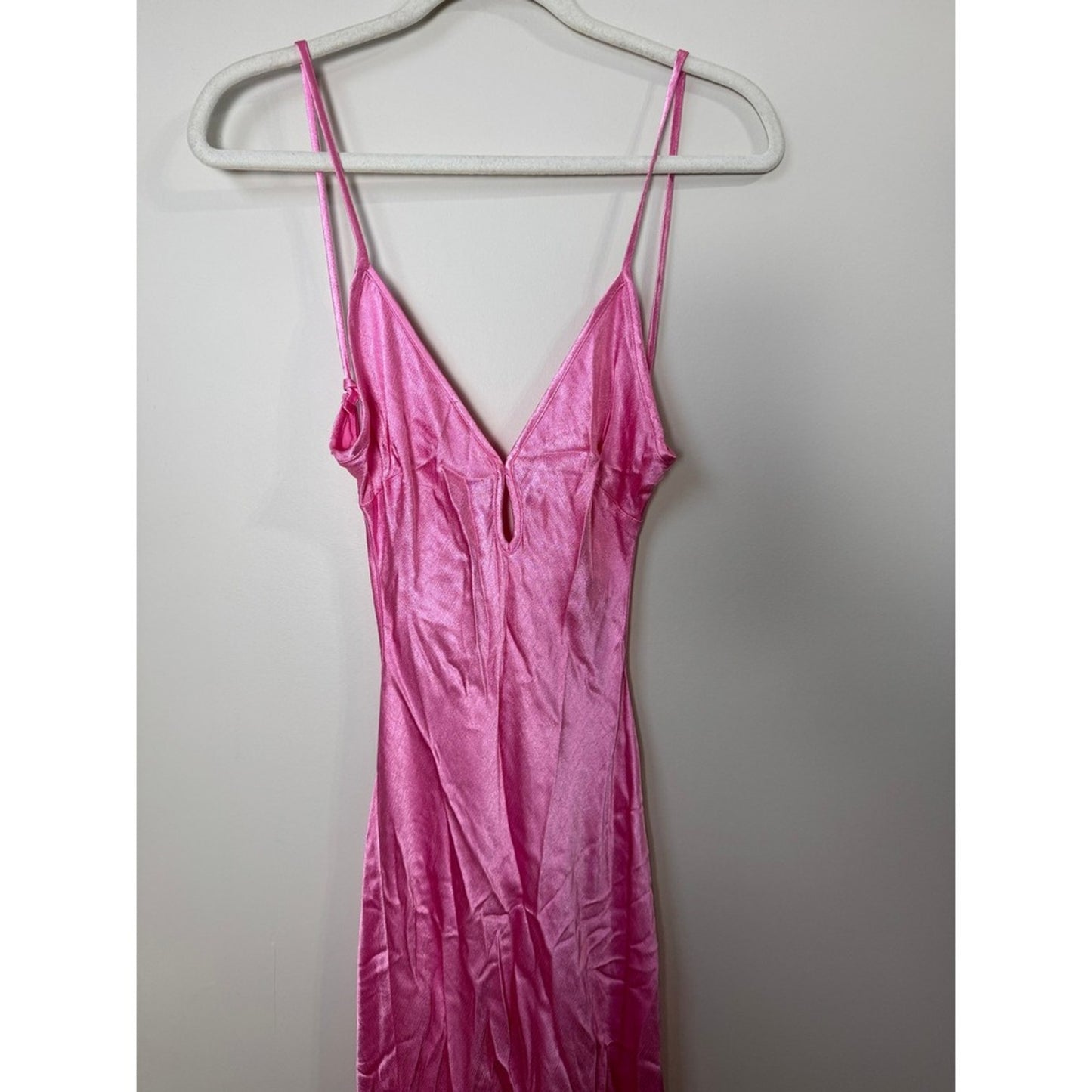 Bec + Bridge Pink Satin Maxi Dress V-Neck Open Back Formal Gown NEW