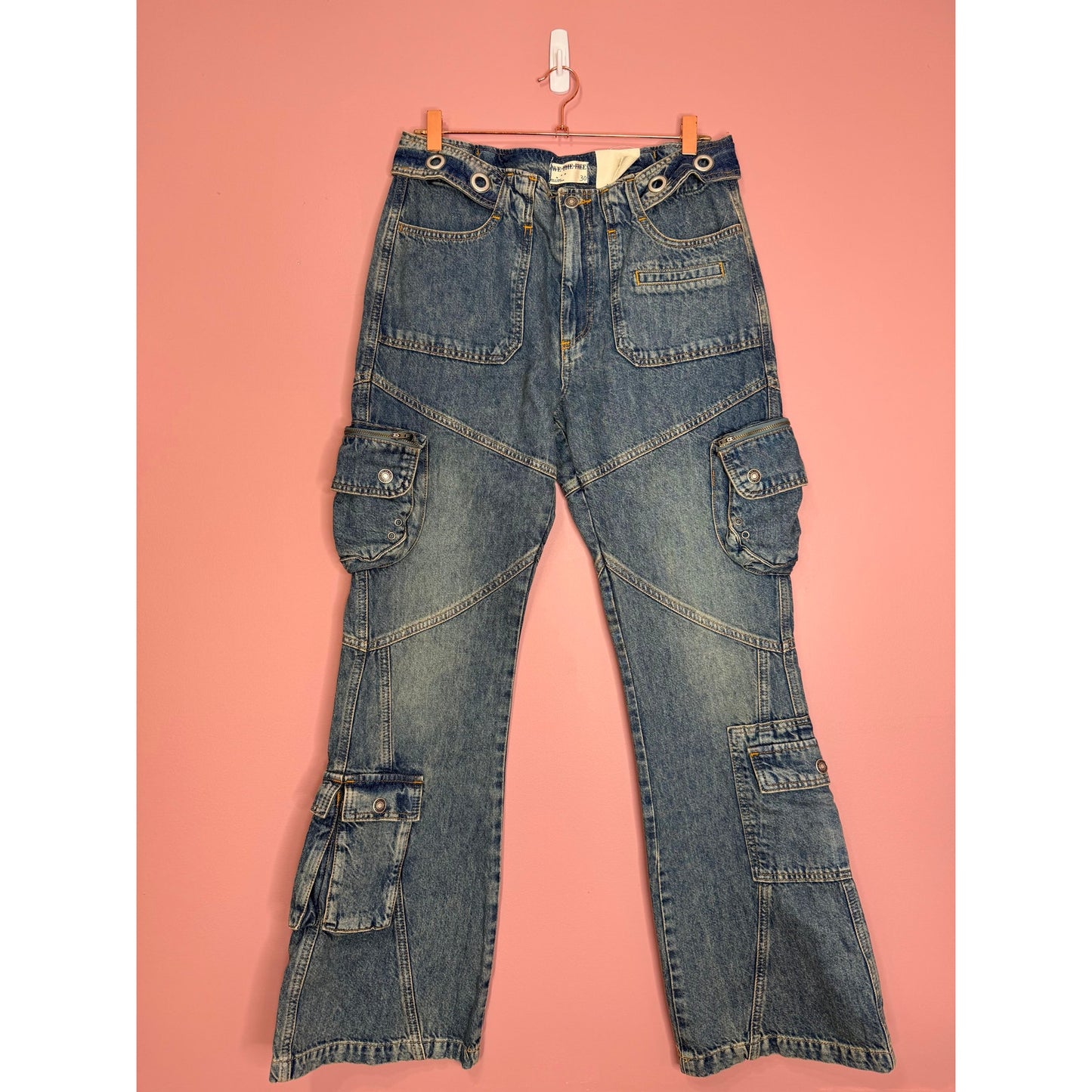 Free People Call Me Crazy Low Rise Flare Cargo Jeans Blue Size 30 Denim Pockets