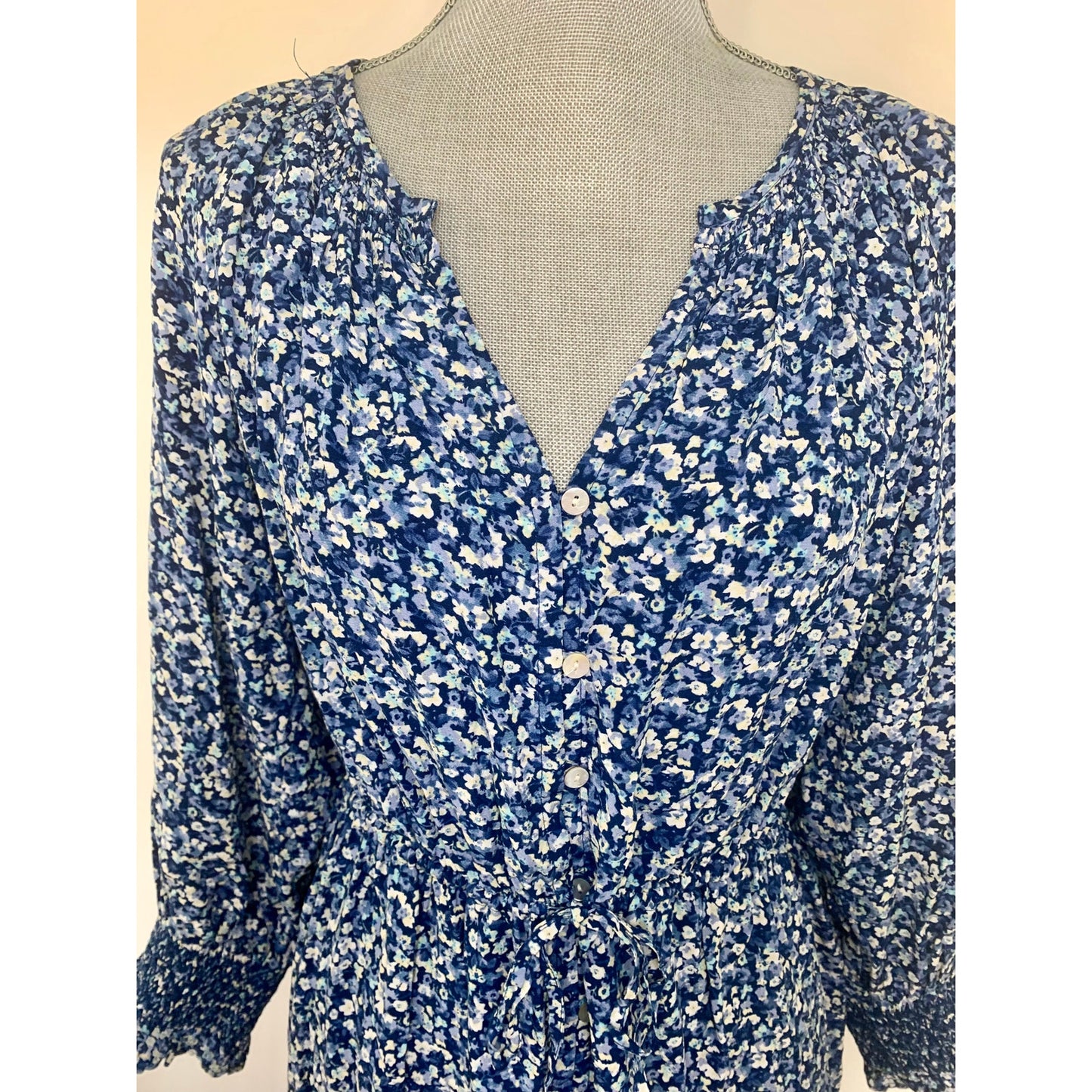 Rails Eliza Mini Dress in Ice Chrysanthemum Large Floral Pullover 3/4 Sleeve