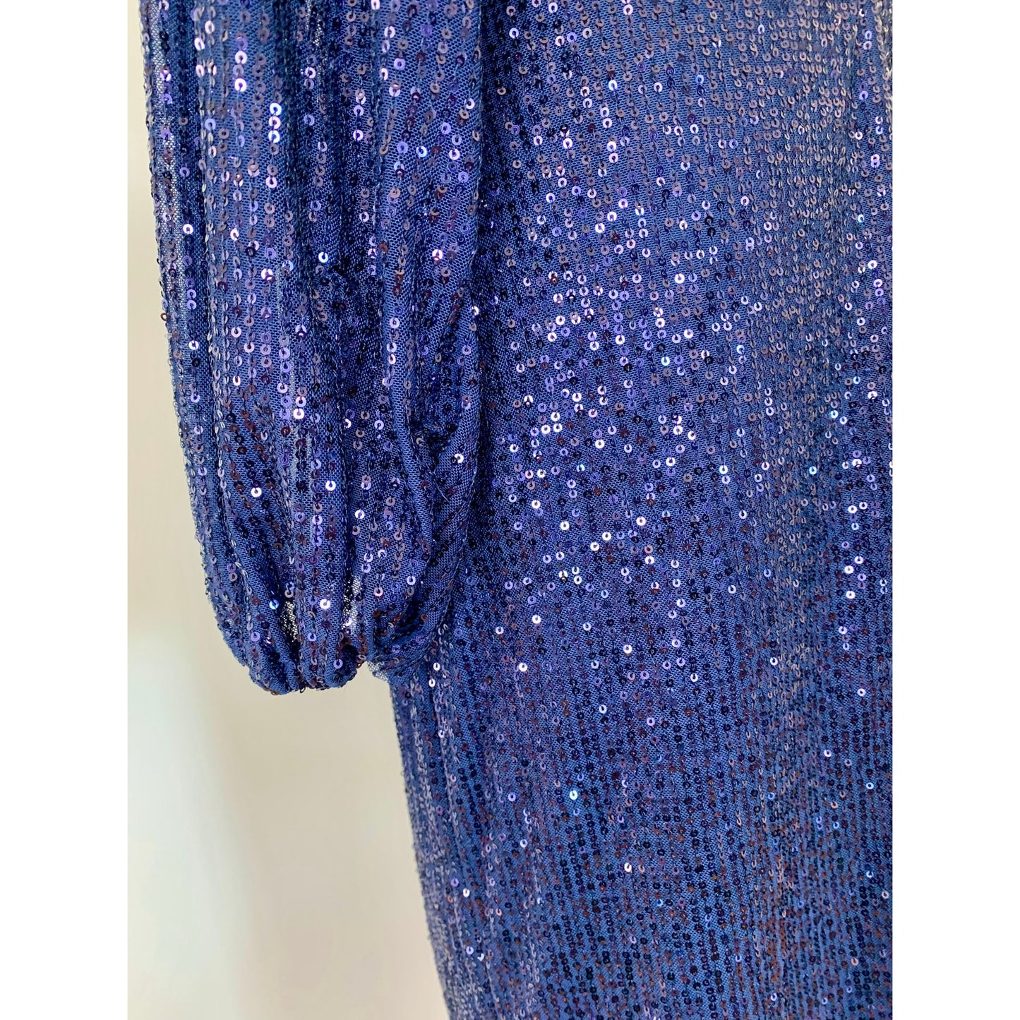Mac Duggal Ieena Long Sleeve Sequin Midi Dress Midnight Size 10 Side Slit Lined
