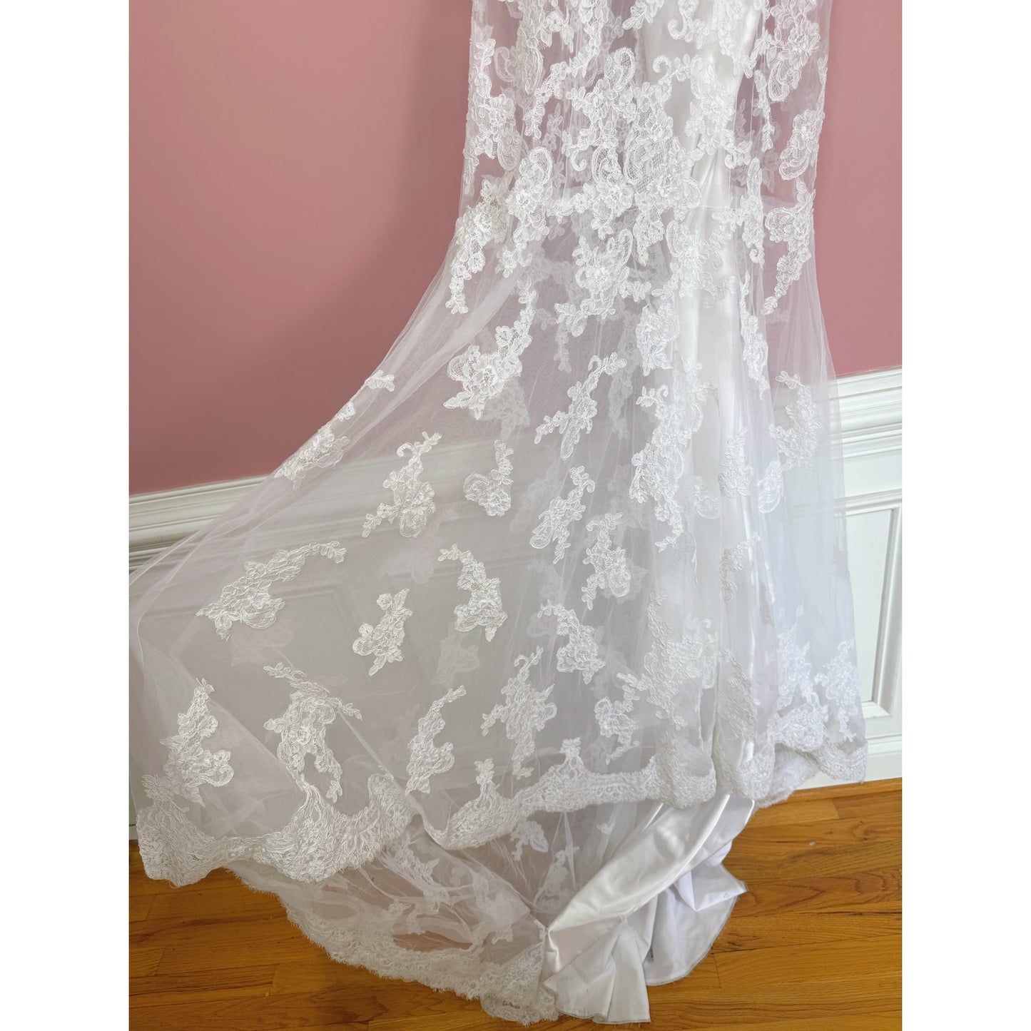 Maggie Sottero Bronwyn Wedding Gown Lace Size 12