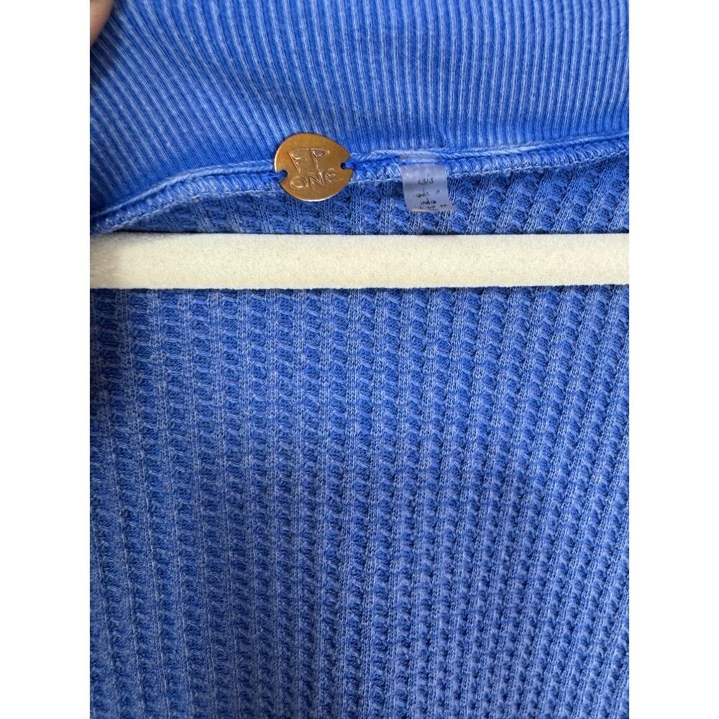 Free People FP One Deva Shrug Waffle Knit Cardigan in Blue Size‎ XS/S