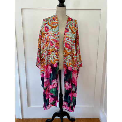 A Rare Bird Garden Party One Size Kimono Pink Floral