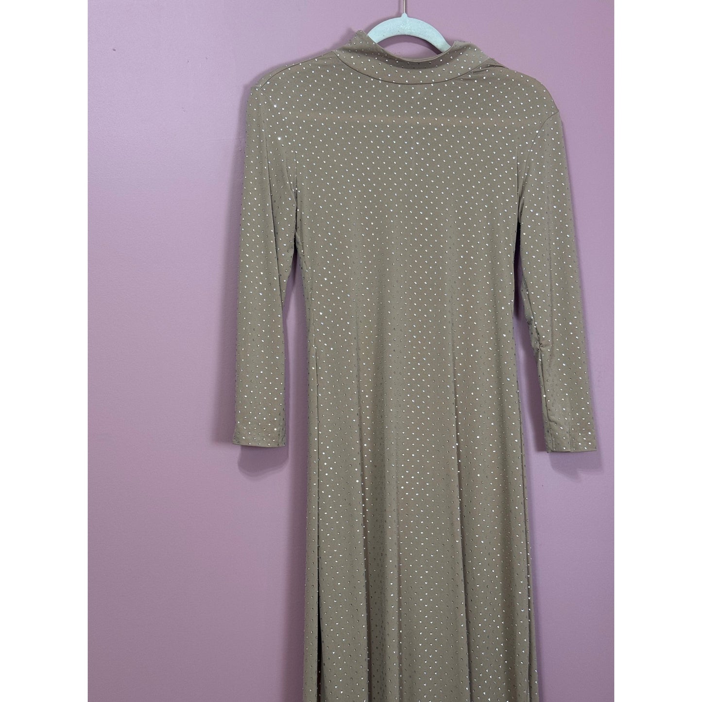 Show Me Your Mumu All Out Maxi Dress in Taupe Size Medium