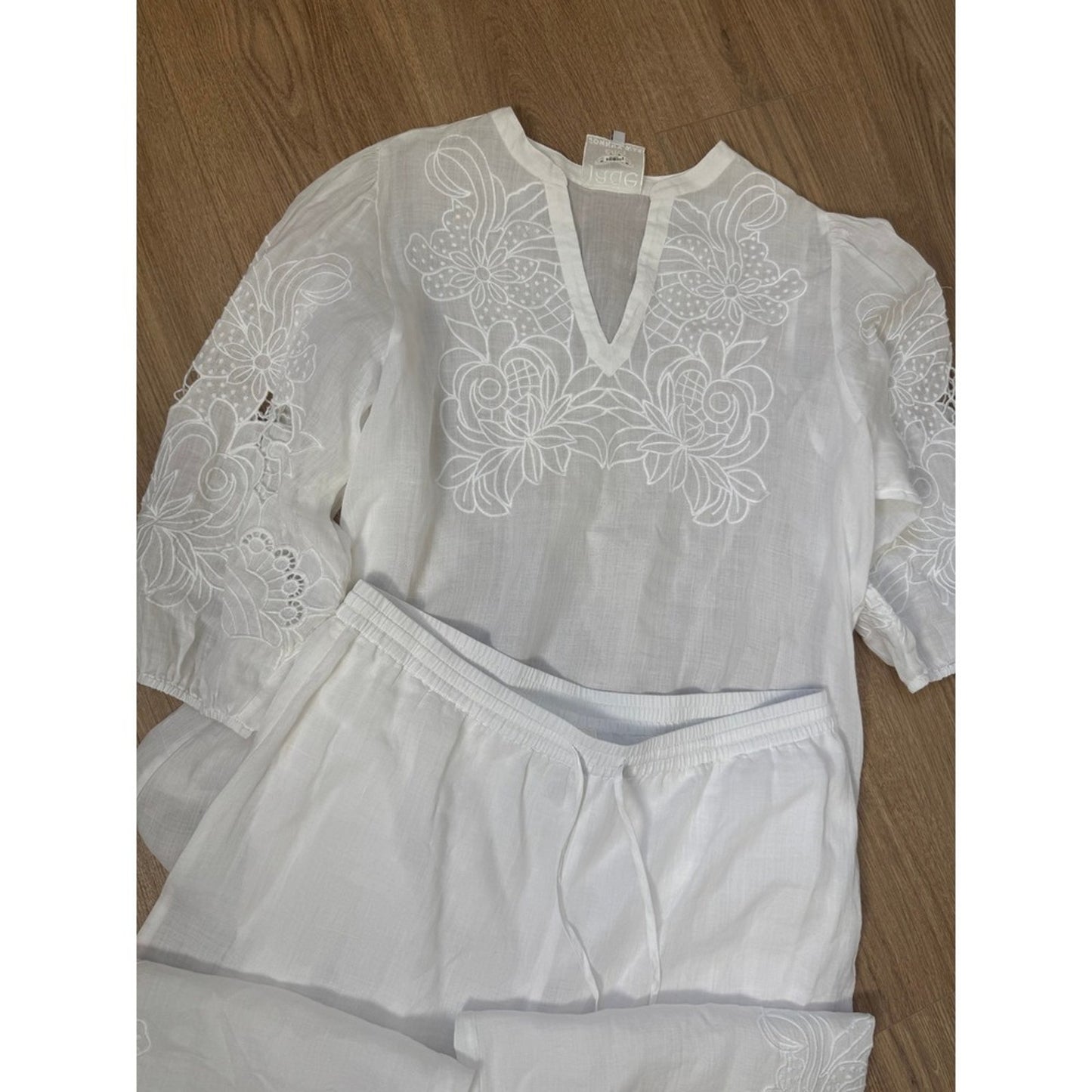 Johnny Was Jade White Linen Embroidered Tunic and Wide Leg Pant Set Womens Large