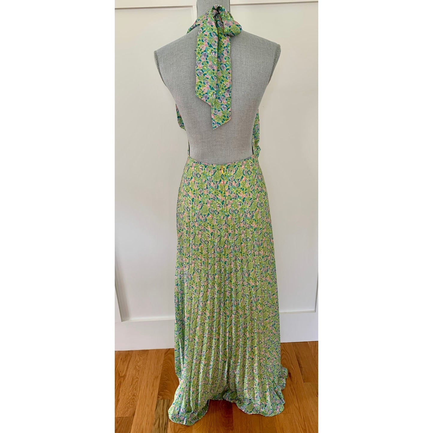 By Timo Plisse Halterneck Maxi Dress in Green Garden Large Floral Lined Party