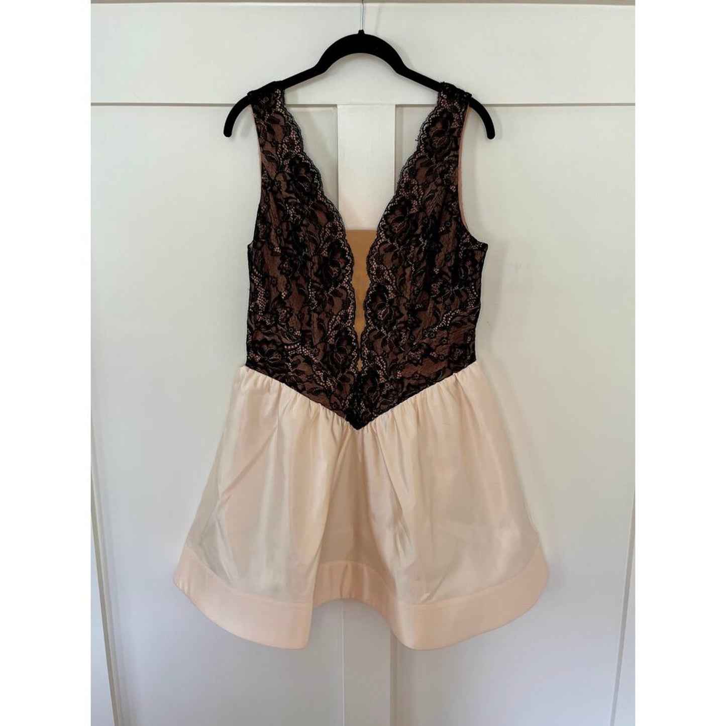 NEW Maeve Anthropologie Twofer Basque-Waist Mini Dress Black and Cream‎ Size 6