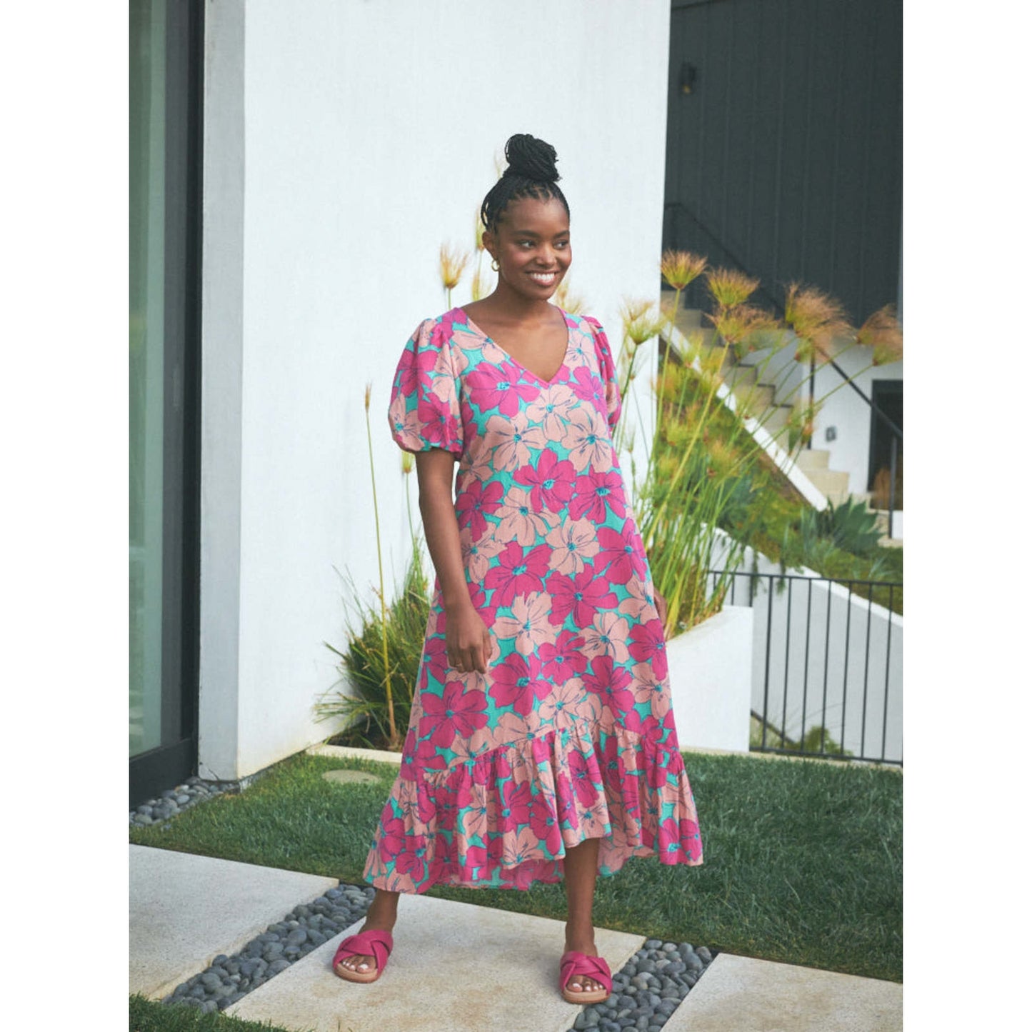 Oh Joy X The Odells The Julia Dress in Pink Floral Medium Short Sleeve V-Neck