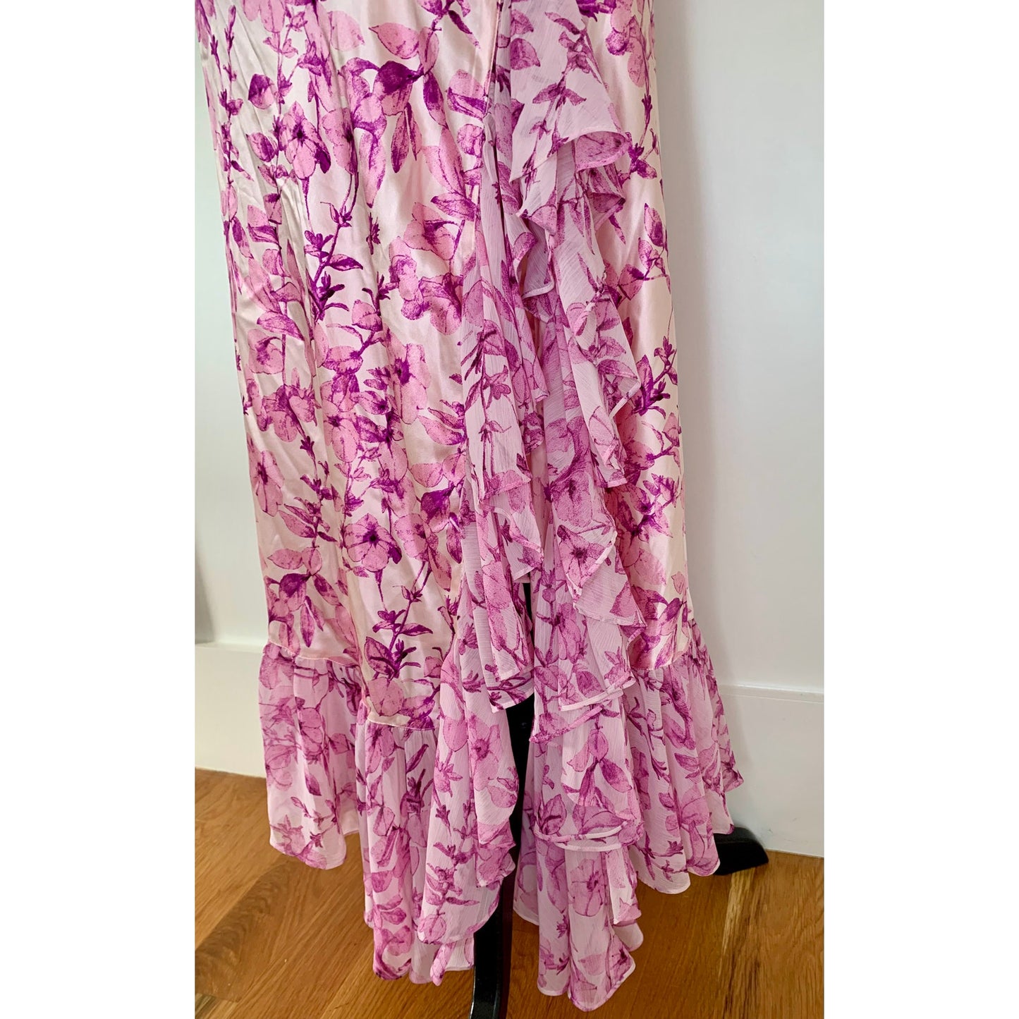 5 a 7 Cinq a Sept Raya Dress in Vibrant Plum Multi Size 2 Sleeveless Cowl Neck