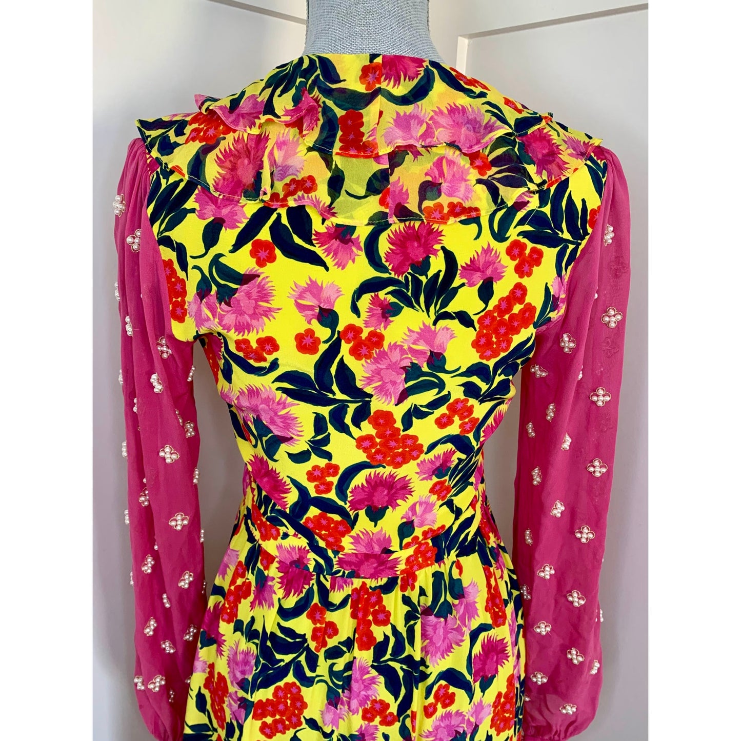 Saloni Ginny Maxi Dress in Multicolor Floral Size 4 Embellished Long Sleeve Silk