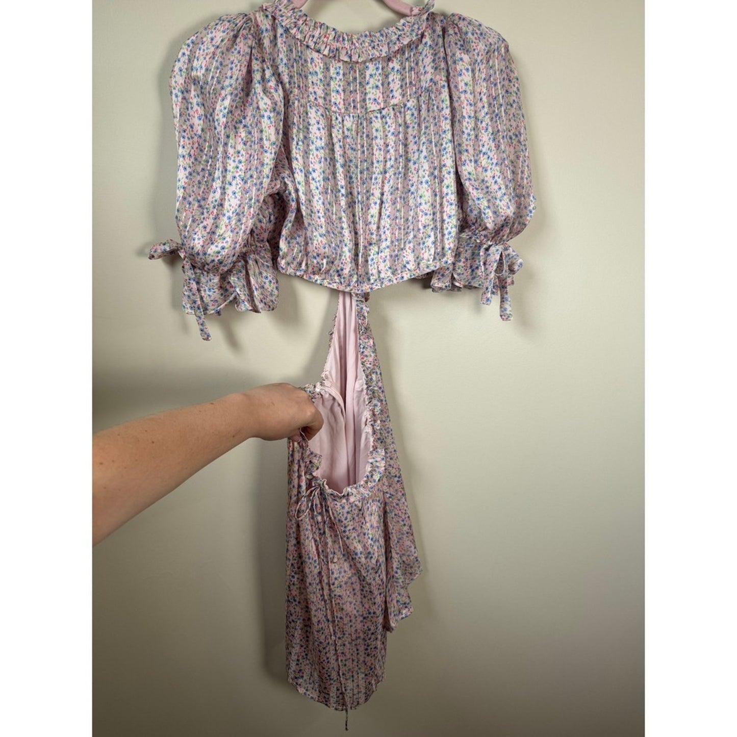 For Love & Lemons Pink Floral Cutout Mini Dress Puff Sleeve Metallic Pleat Small