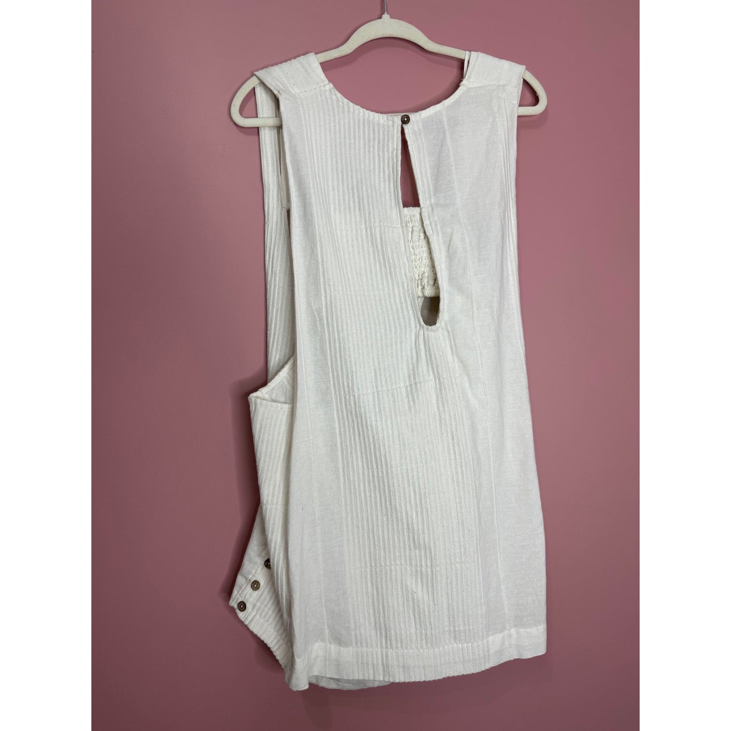 Free People Yara Set in Ivory Medium Keyhole Back Side Button Design Cotton