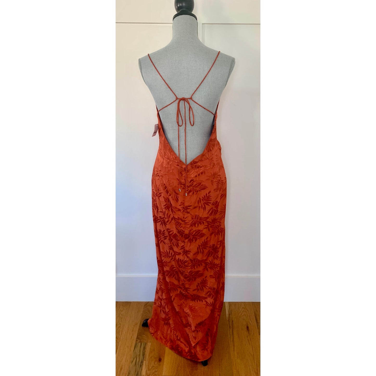 Significant Other Mae Maxi Dress in Clay Orange Size 10 Floral Embossed V-Neck