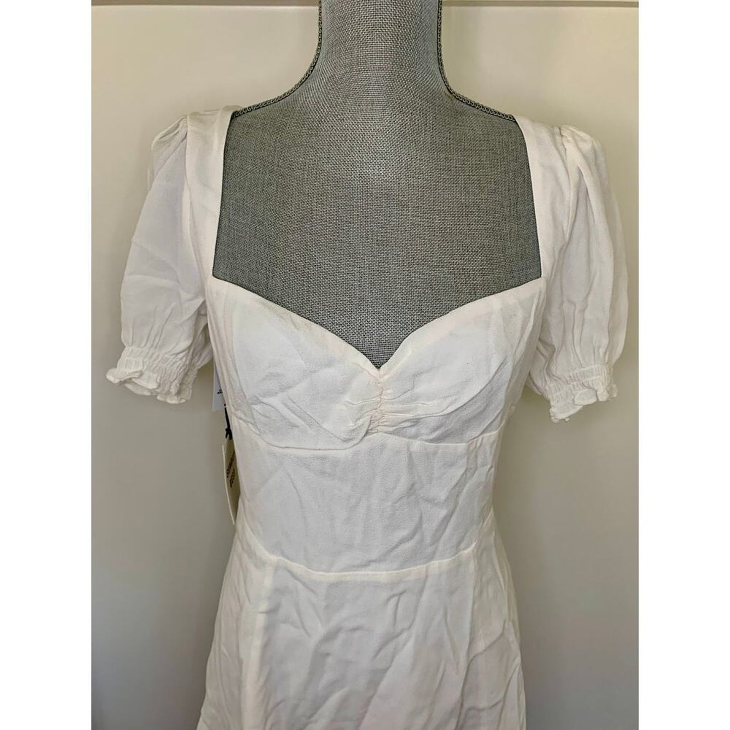 Sunday Best Tinsley Mini Dress in Light Birch Size 8 Short Sleeve‎ Lined Party
