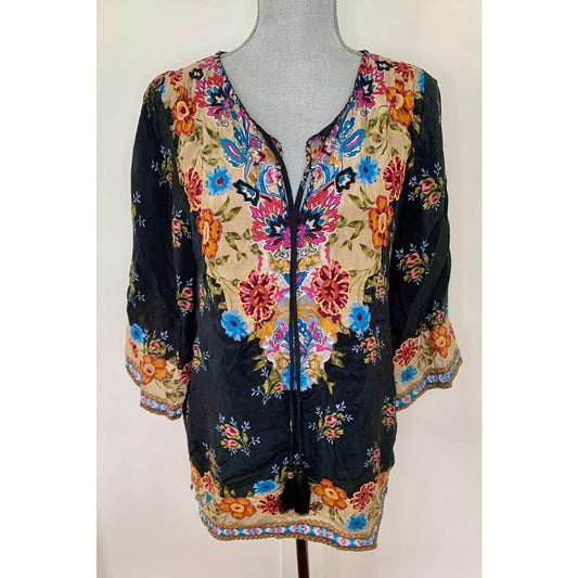 Tolani Tunic Top Black Floral Print Small Pullover Long Sleeve‎ V-Neck Tie Front