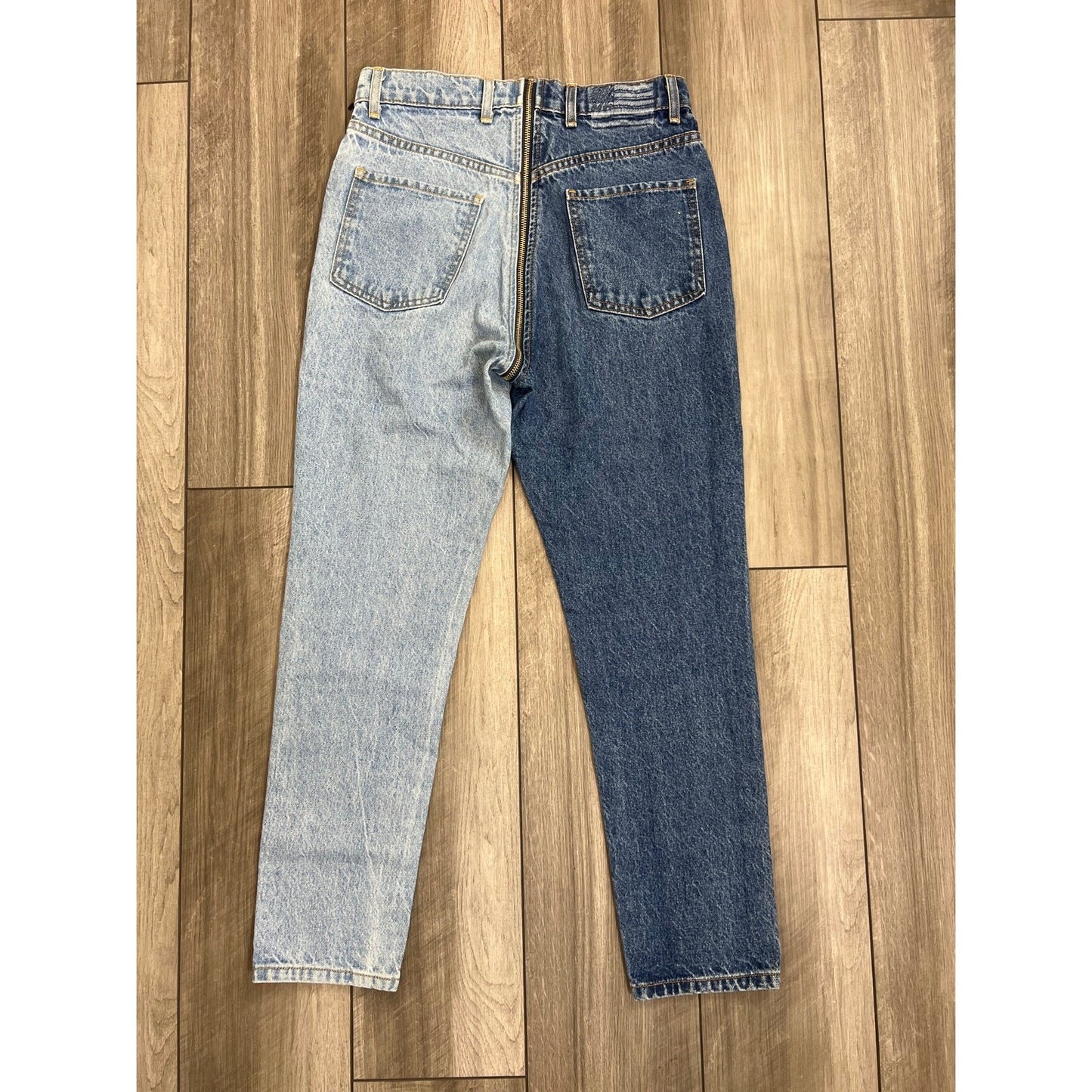 Revice Yin Yang Crop Jeans in Blue Tokyo Wash Size 28 Two Toned Denim Cotton