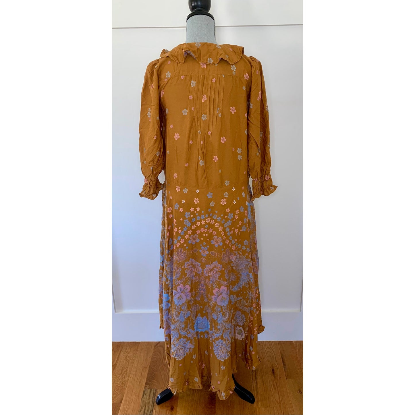 Free People Talsey Boho Floral Peasant Ruffled in Gold Small Floral 3/4 Sleeve