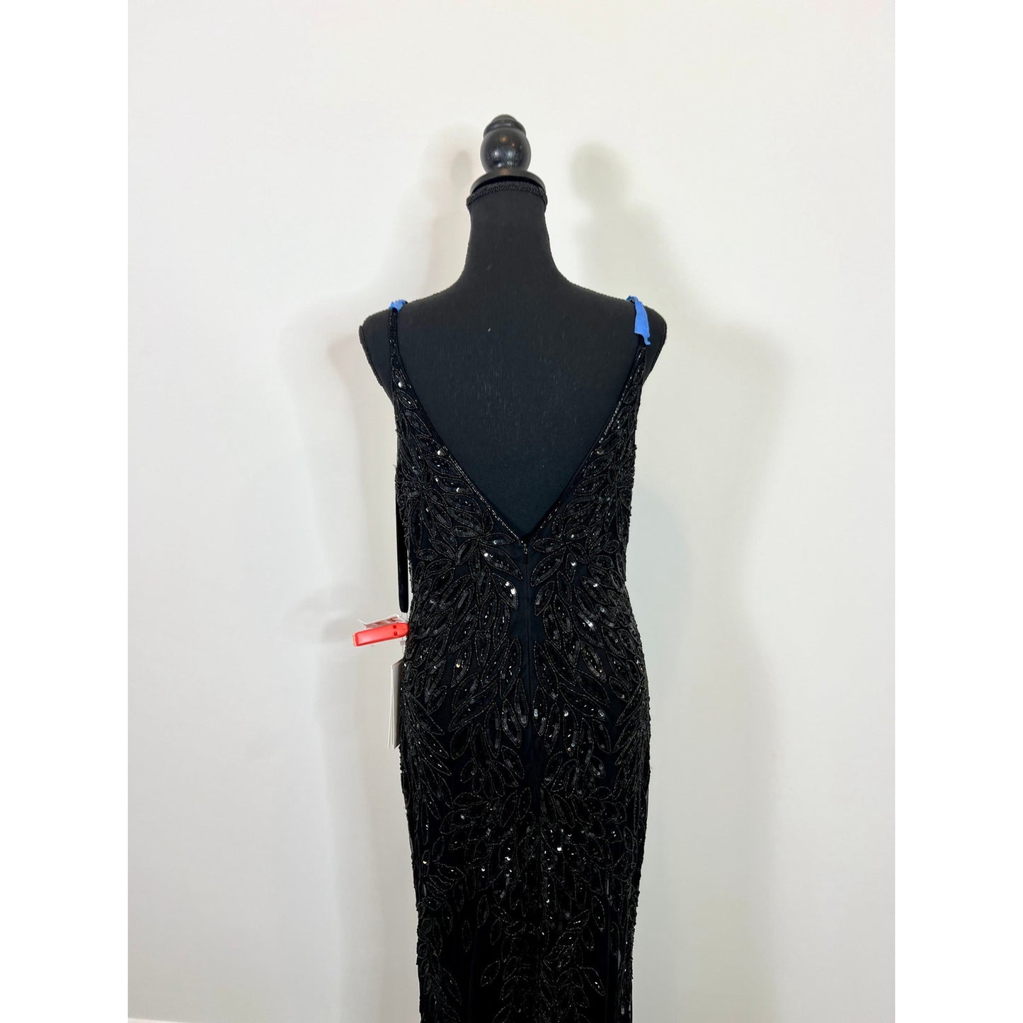 Mac Duggal Embellished Leaf Beaded Gown Black Size 6
