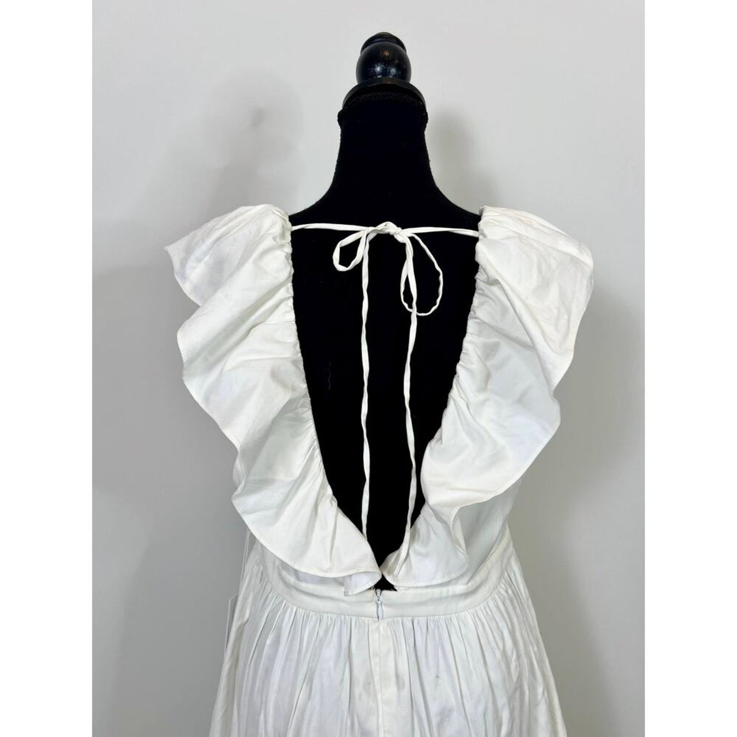Reformation Fairfield Maxi‎ Dress in White Size 10 Sleeveless V-Neck Stretch