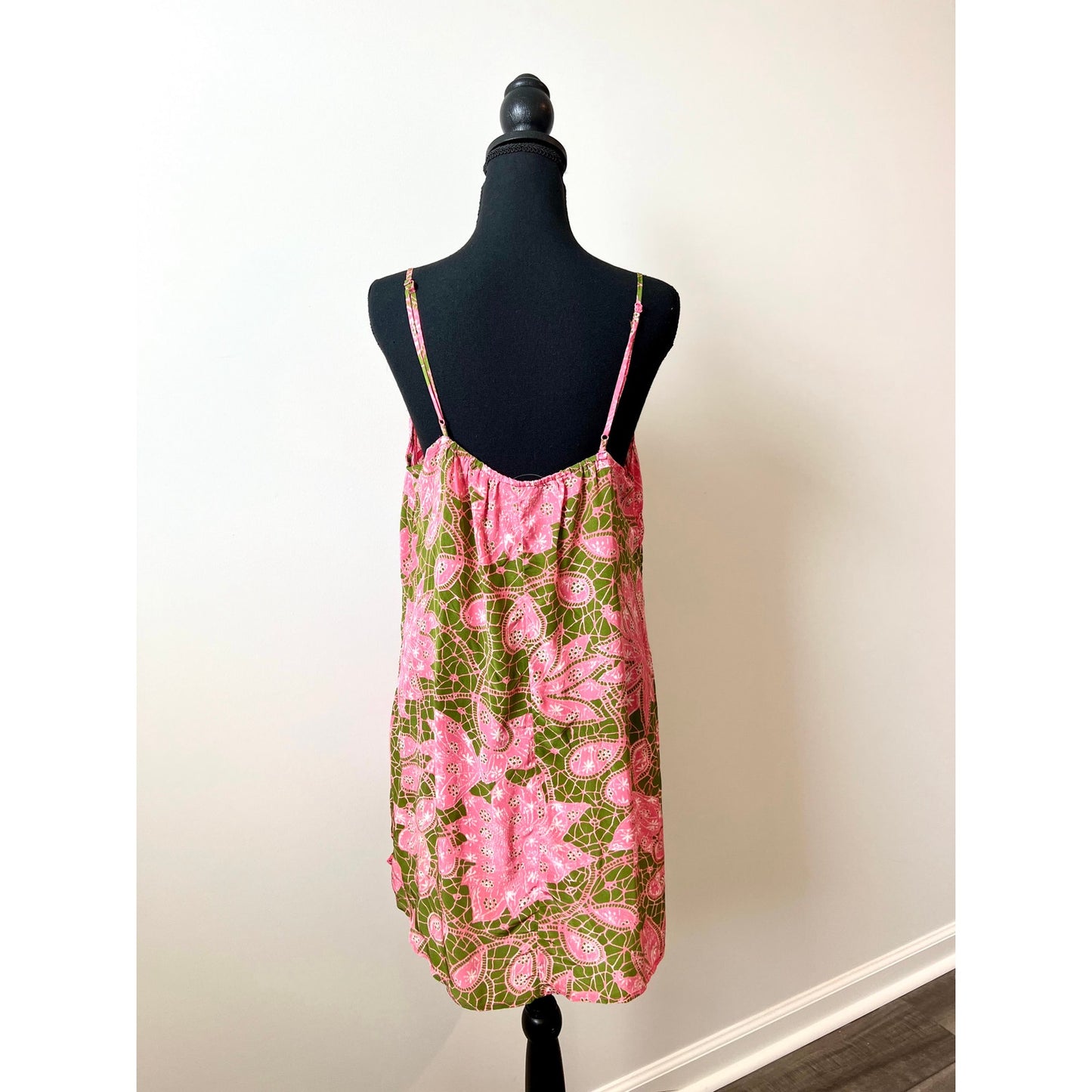 Hemant and Nandita Pakhi Kaftan Dress with Slip Lining Small Floral Side Slit