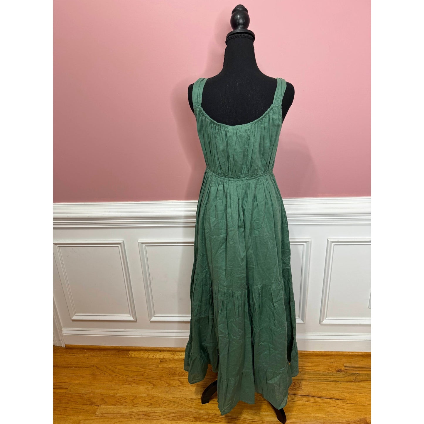Alice + Olivia By Stacey Bendet Tiered Midi Dress in Green Size 12 Sleeveless