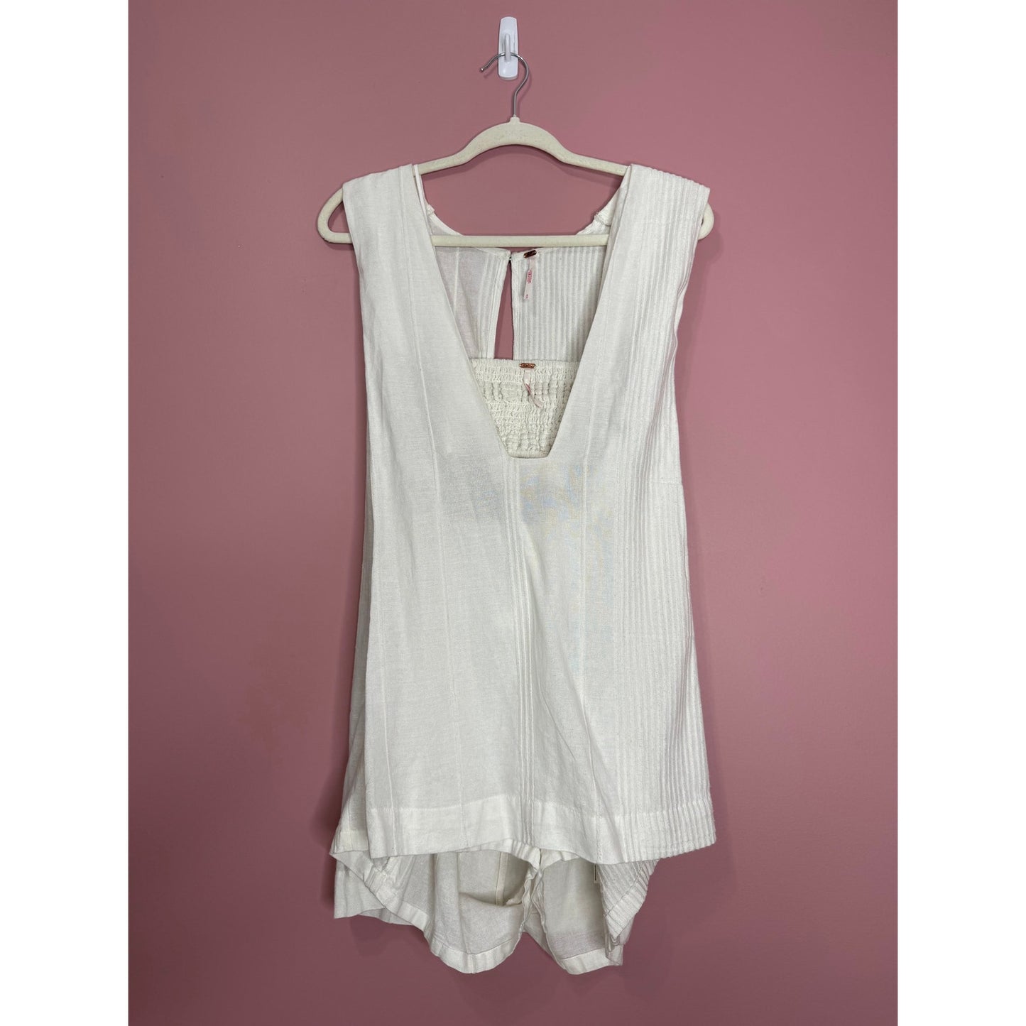 Free People Yara Set in Ivory Medium Keyhole Back Side Button Design Cotton