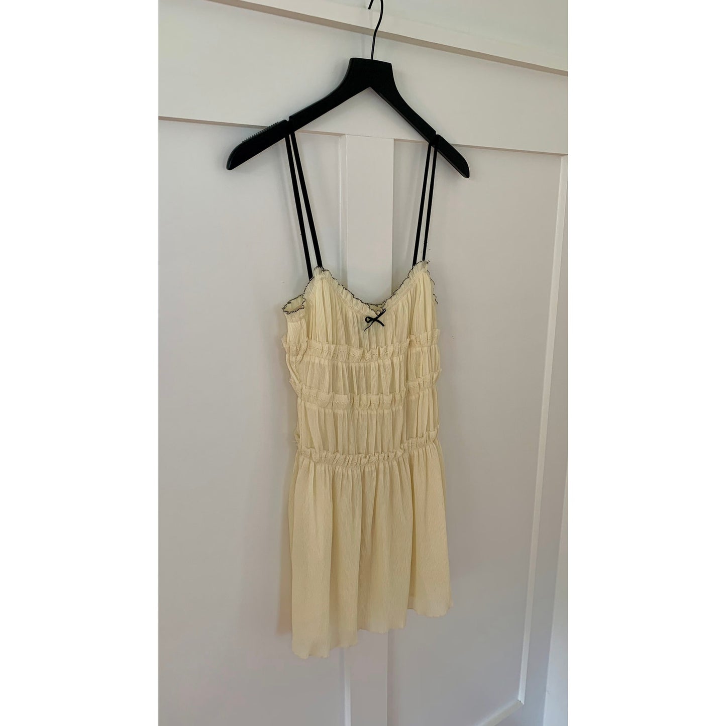 Zara Mini Dress in Cream Small Textured Tiered Tie Bow Sleeveless Ruched Summer