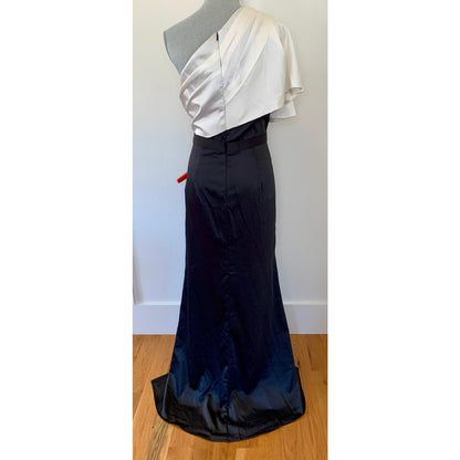 Mac Duggal Ieena One Shoulder Gown Maxi in White/Black Size 10 Satin Side Slit