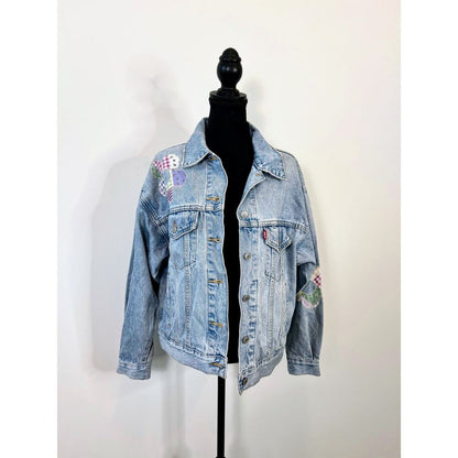 Levi's 90's Trucker Denim Jacket in Light Blue Small Button‎ Front Patch Pockets