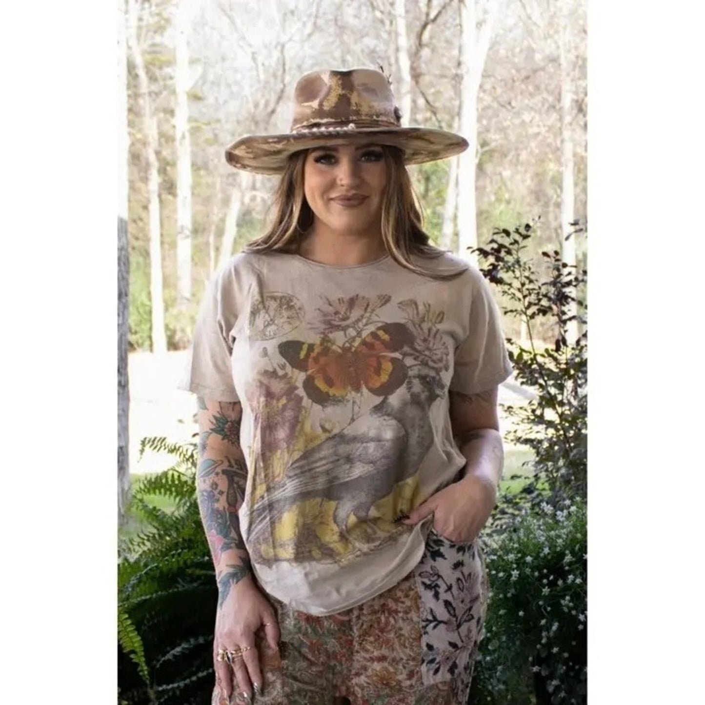 Jaded Gypsy Distressed Graphic Tee Bird Butterfly Boho Grey Short Sleeve T-Shirt