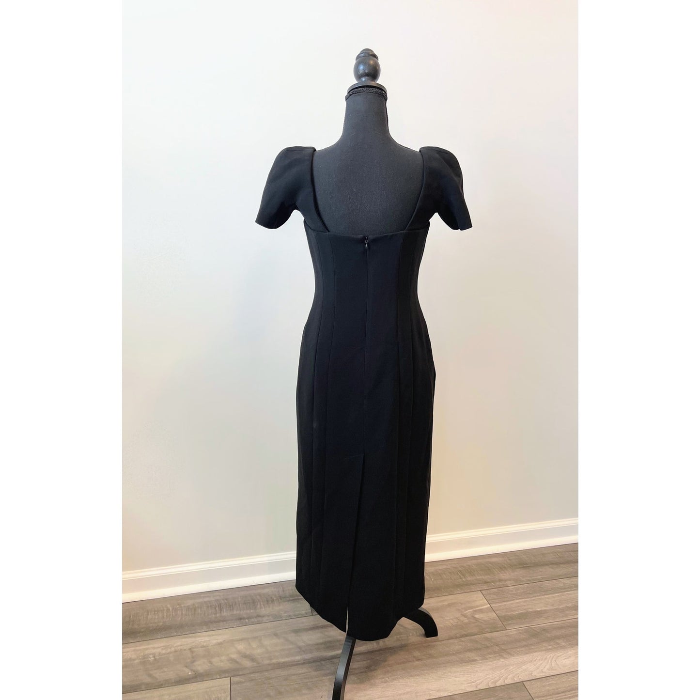 ALC Elvie Midi Dress in Black Size 6 Short Sleeve Square Neck Lined Gothic