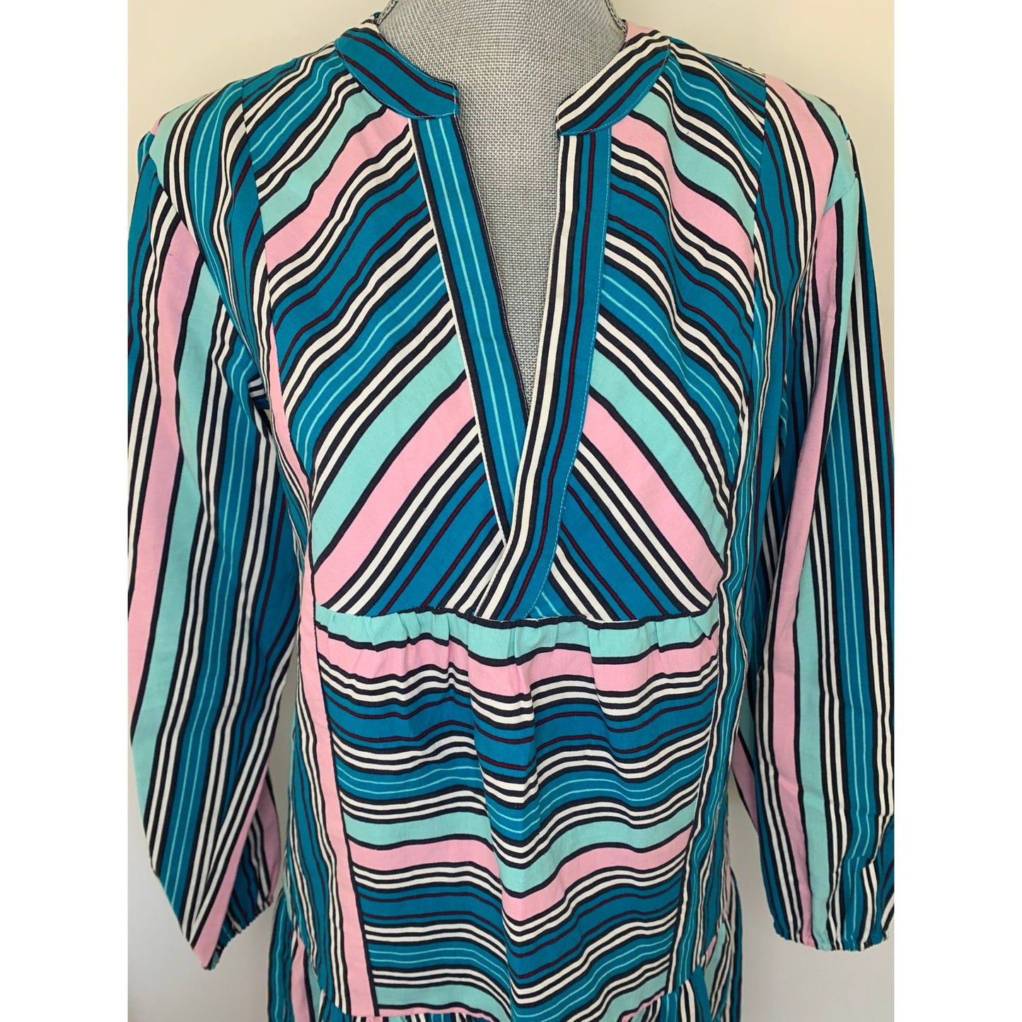 Marie Oliver Shift Dress in Blue Multi Striped Small Long Sleeve V-Neck Silk