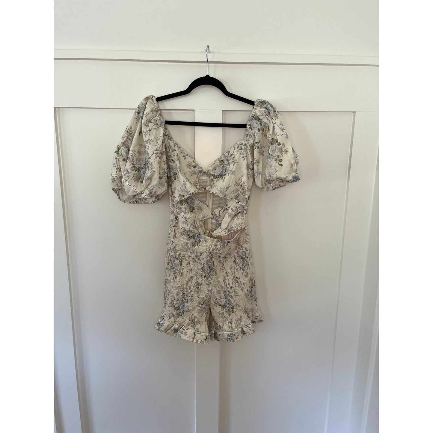V. Chapman Ellie Blue Bouquet Romper Size 4