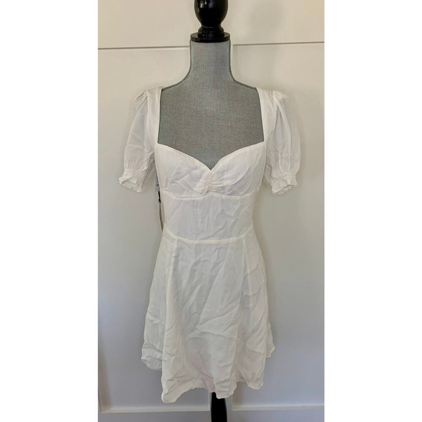 Sunday Best Tinsley Mini Dress in Light Birch Size 8 Short Sleeve‎ Lined Party