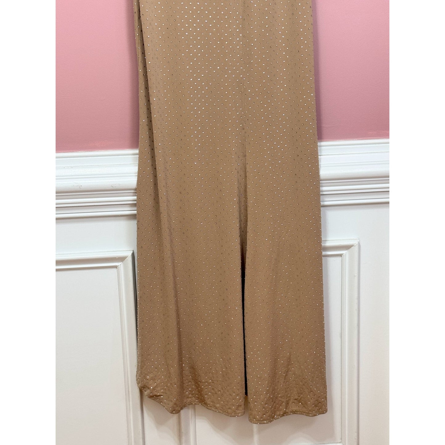 Show Me Your Mumu All Out Maxi Dress in Taupe Size Medium