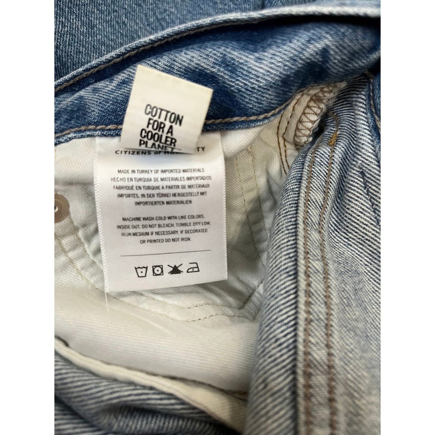 Citizens of Humanity Wide Leg Jeans Distressed Cropped Raw Hem Blue Wash Size 30