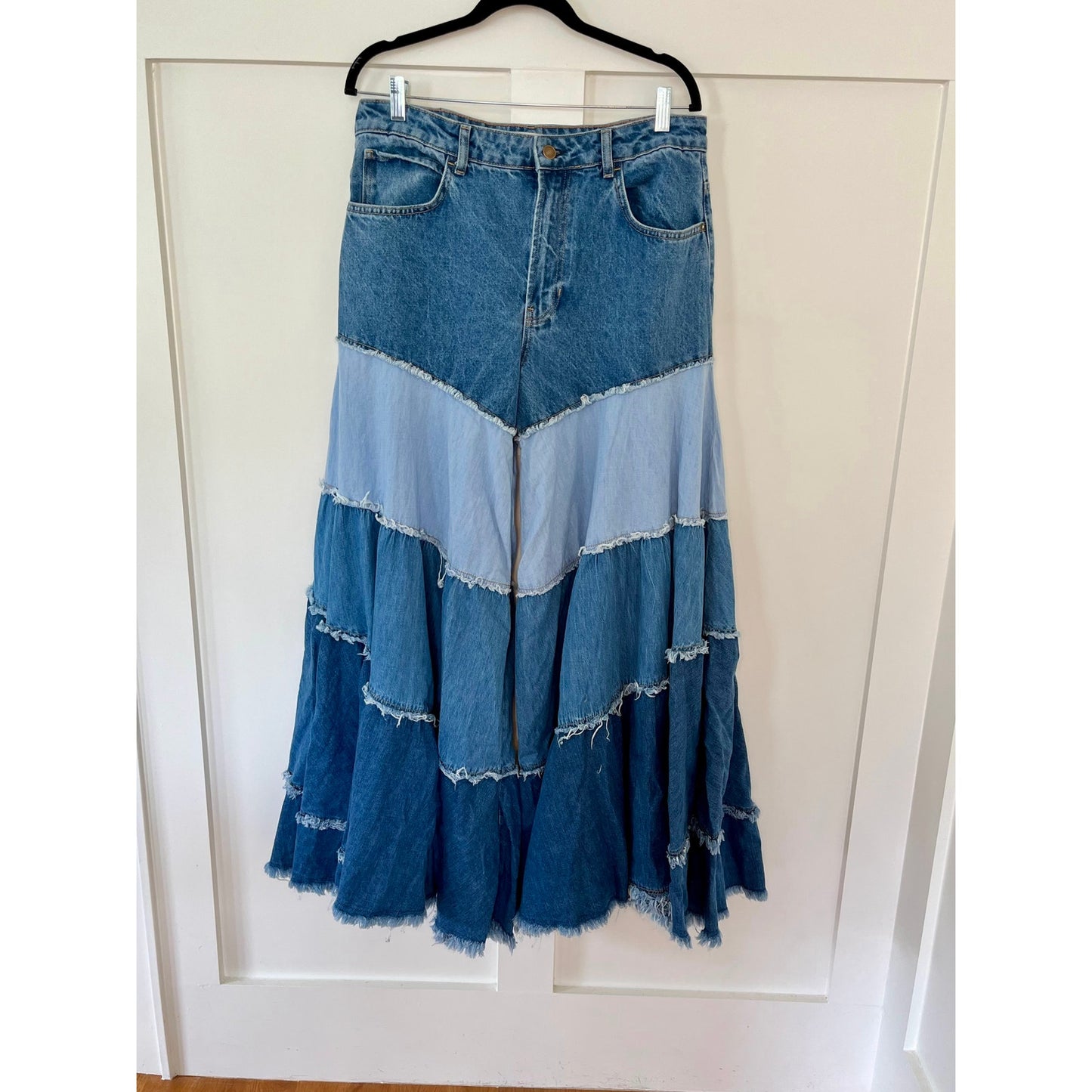 NEW Free People Dreamscape Tiered Denim Wide Leg Jeans Blue Size 31 Short